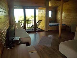 Гостевой дом Lozyata Guest House Обзор Семейный номер с видом на море-2